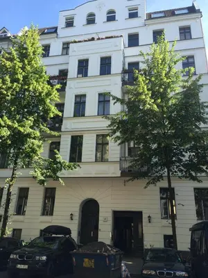 Das Gebäude in dem sich die Ferienwohnung befindet