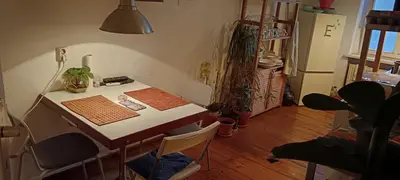 Ein Bett oder Betten in einem Zimmer der Unterkunft Sharing bedroom with Host near Alexanderplatz