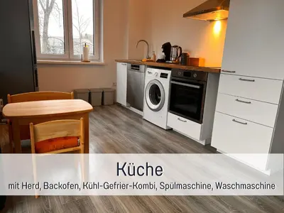 Küche/Küchenzeile in der Unterkunft Familienfreundliches Apartment zwischen Potsdam und Berlin für 2-4 Personen - Parkplatz - Balkon - Voll ausgestattete Küche - WLAN - Ferienwohnung Nebelwiesen Stahnsdorf