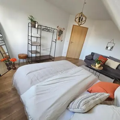 Cozy house and free parking