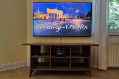 TV/Unterhaltungsangebot in der Unterkunft Holiday Berlin Apartments