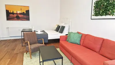 Ein Sitzbereich in der Unterkunft GreenApartment XLStudio 27 Neukölln