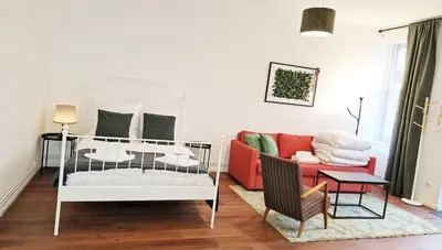 Ein Sitzbereich in der Unterkunft GreenApartment XLStudio 27 Neukölln