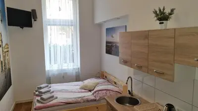 TV/Unterhaltungsangebot in der Unterkunft Green Apartment KM4 Studio with terrace
