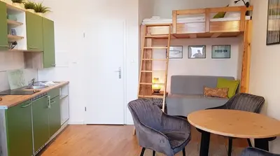 Küche/Küchenzeile in der Unterkunft Green Apartment N40 Cosy Studio for 3 guests, Terrace