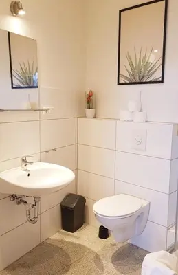 Ein Badezimmer in der Unterkunft Green Apartment N40 Cosy Studio for 3 guests, Terrace