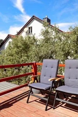 Ein Balkon oder eine Terrasse in der Unterkunft Modern Villa in Falkenberg