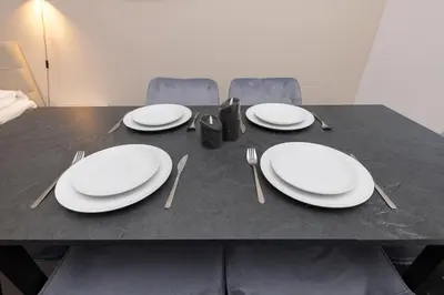 Grundriss der Unterkunft 2BR Modern Apt Maybachufer Tischkicker