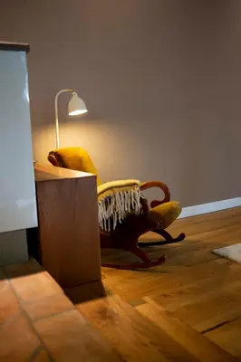 Ein Sitzbereich in der Unterkunft Große Loft im Naturschutzgebiet mit eigenem Garten