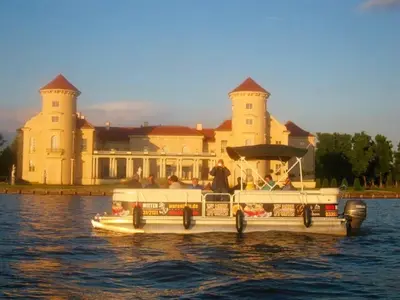 Blick auf einen Fluss in der Nähe des Ferienhauses