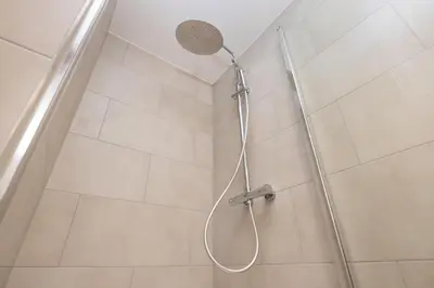 Ein Badezimmer in der Unterkunft Great 3-room apartment