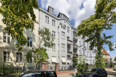 Das Gebäude in dem sich die Ferienwohnung befindet