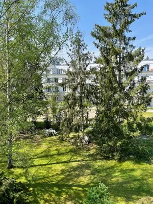Ein Garten an der Unterkunft Modern and cozy apartment in good location