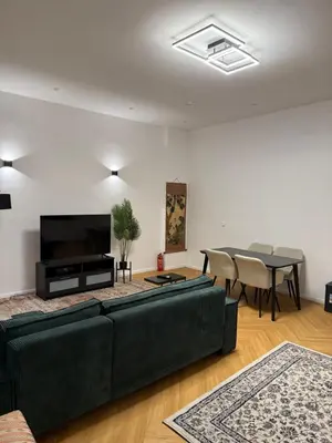TV/Unterhaltungsangebot in der Unterkunft Rockchair - NB20 Cozy Apartment in Friedrichshain Ostkreuz