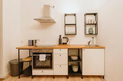 Küche/Küchenzeile in der Unterkunft 2 Bedroom-UrbanApartment-Berlin