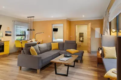 Ein Sitzbereich in der Unterkunft Ferienhaus Milchstraße mit Sternenblick