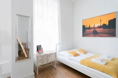 Ein Bett oder Betten in einem Zimmer der Unterkunft Green Apartment Studio for 3