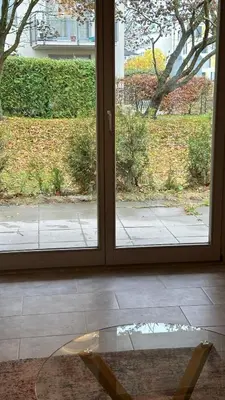 Ein Garten an der Unterkunft Möbliertes Apartment in Berlin Schönefeld