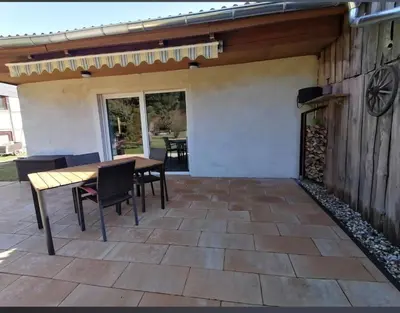 Ein Patio oder anderer Außenbereich in der Unterkunft Ferienhaus am See