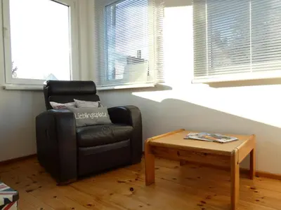 Ein Sitzbereich in der Unterkunft Ferienwohnung in Berlin-Grünau, Wasser- und Waldnähe, gute Verkehrsanbindung