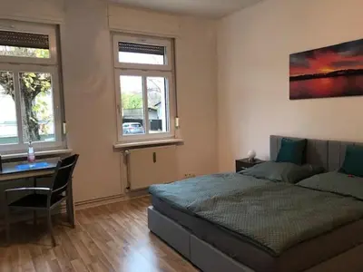 Ein Bett oder Betten in einem Zimmer der Unterkunft 2 Zimmer-Apartment 72 qm bei Berlin