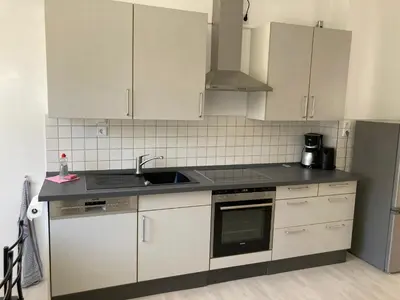Küche/Küchenzeile in der Unterkunft 2 Zimmer-Apartment 72 qm bei Berlin