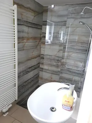 Ein Badezimmer in der Unterkunft Monteur-Haus Heinrich Berlin Marzahn, Hellersdorf, Lichtenberg