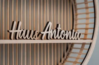 Ein Zertifikat, Auszeichnung, Logo oder anderes Dokument, das in der Unterkunft Seeurlaub Haus Antonia ausgestellt ist