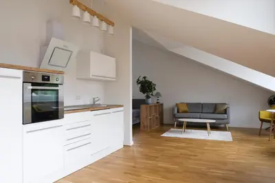 Küche/Küchenzeile in der Unterkunft Modernes Apartment nähe BER, Tesla und Seen