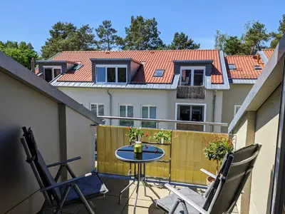 Ein Balkon oder eine Terrasse in der Unterkunft Modernes Apartment nähe BER, Tesla und Seen