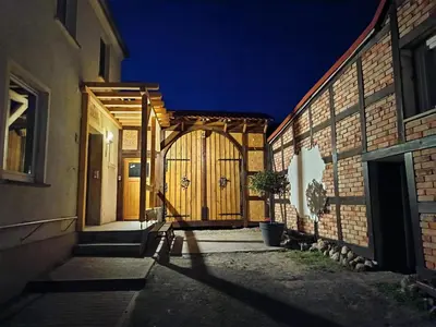 Das Gebäude in dem sich die Ferienwohnung befindet