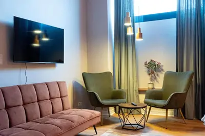 TV/Unterhaltungsangebot in der Unterkunft Schönhaus Prenzlauer Berg - Großzügiges Design-Apartment