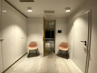 Ein Sitzbereich in der Unterkunft Luxury penthouse near Ku-damm