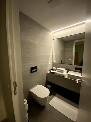 Ein Badezimmer in der Unterkunft Luxury penthouse near Ku-damm