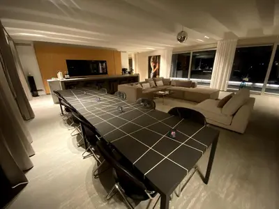 TV/Unterhaltungsangebot in der Unterkunft Highclass luxury penthouse near Kudamm