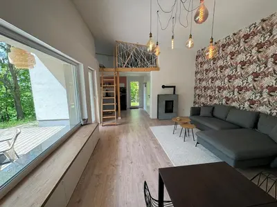 Ein Sitzbereich in der Unterkunft Auszeit am Schwielowsee - Exklusiver Bungalow mit Seeblick