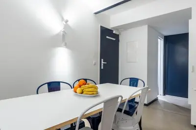 Grundriss der Unterkunft Modern Flat in Kreuzberg 2 bath rooms