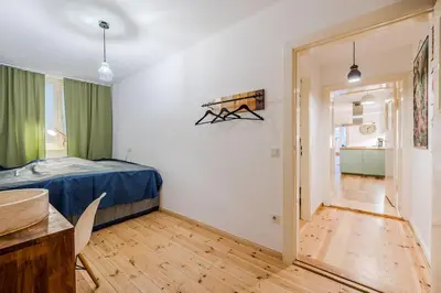 Ein Bett oder Betten in einem Zimmer der Unterkunft Unique Ap Kreuzberg 4 Bed Rooms