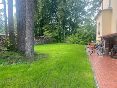 Ein Garten an der Unterkunft Pension zum Zenshaus große Auszeit