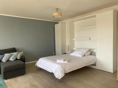 Ein Bett oder Betten in einem Zimmer der Unterkunft Gutshaus Sonnenburg