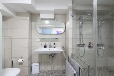 Ein Badezimmer in der Unterkunft N15 - Room22 Apartment Familyhouse