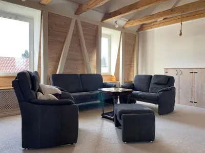 Ein Sitzbereich in der Unterkunft Großzügige Ferienwohnung nahe Berlin