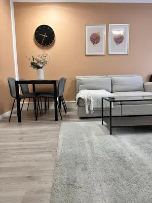 Ein Sitzbereich in der Unterkunft Stylish Apt in Neukölln kiez Privat Parkplatz