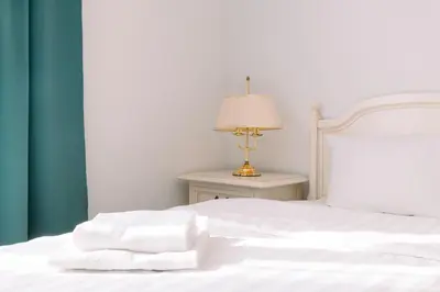 Ein Bett oder Betten in einem Zimmer der Unterkunft Hotel-Restaurant Alt Karow