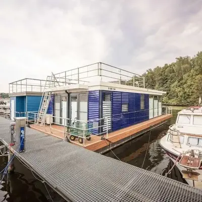 Hausboot Nike