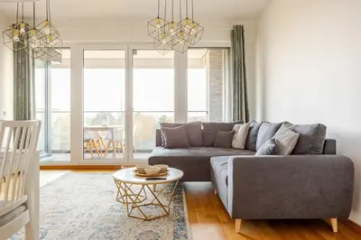 Ein Sitzbereich in der Unterkunft HJ 18 by ROCKCHAIR Apartments l SUPERHOST Status l Super Flat, 2 Bedrooms 2 Bathrooms Balcony Elevator welcomes you!