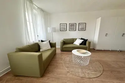 Ein Sitzbereich in der Unterkunft Arbio Monteurzimmer Tremmen Parking Included
