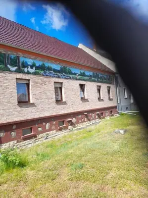Das Gebäude in dem sich die Ferienwohnung befindet