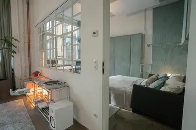 Ein Sitzbereich in der Unterkunft Design Loft in Berlin Prenzlauer Berg