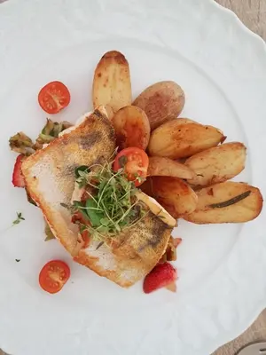Essen im Hotel oder in der Nähe